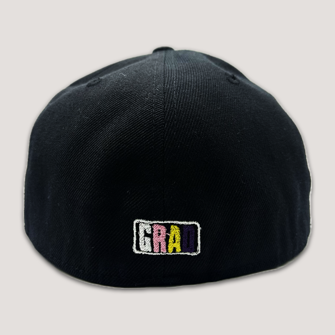 GRADUATION FITTED HAT