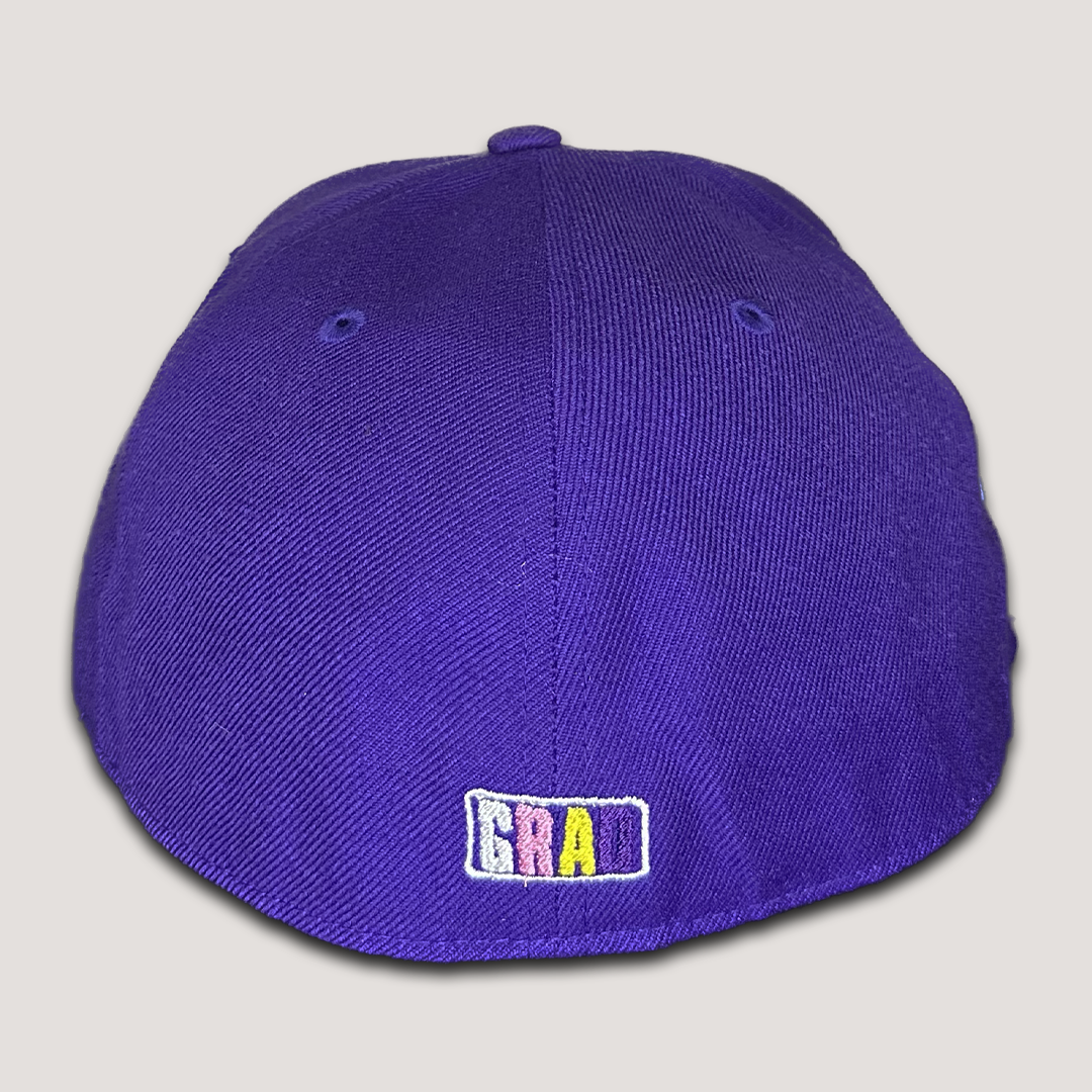 GRADUATION FITTED HAT