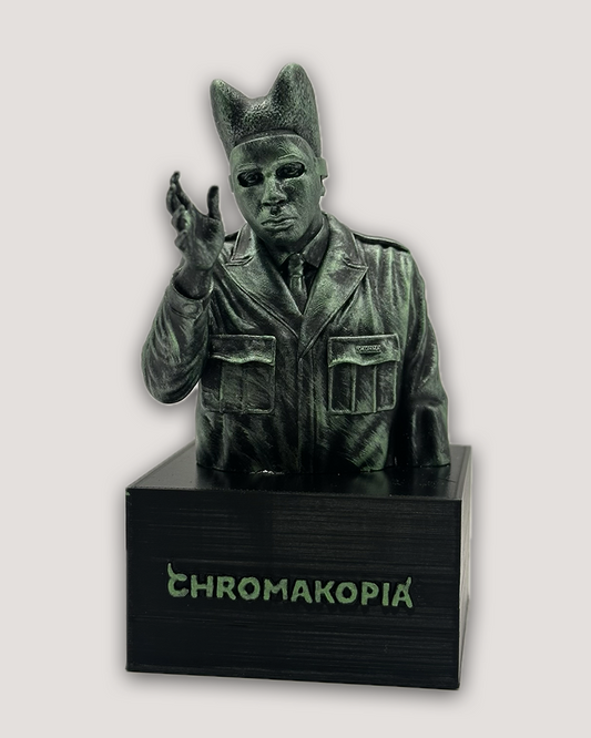 CHROMA STATUE