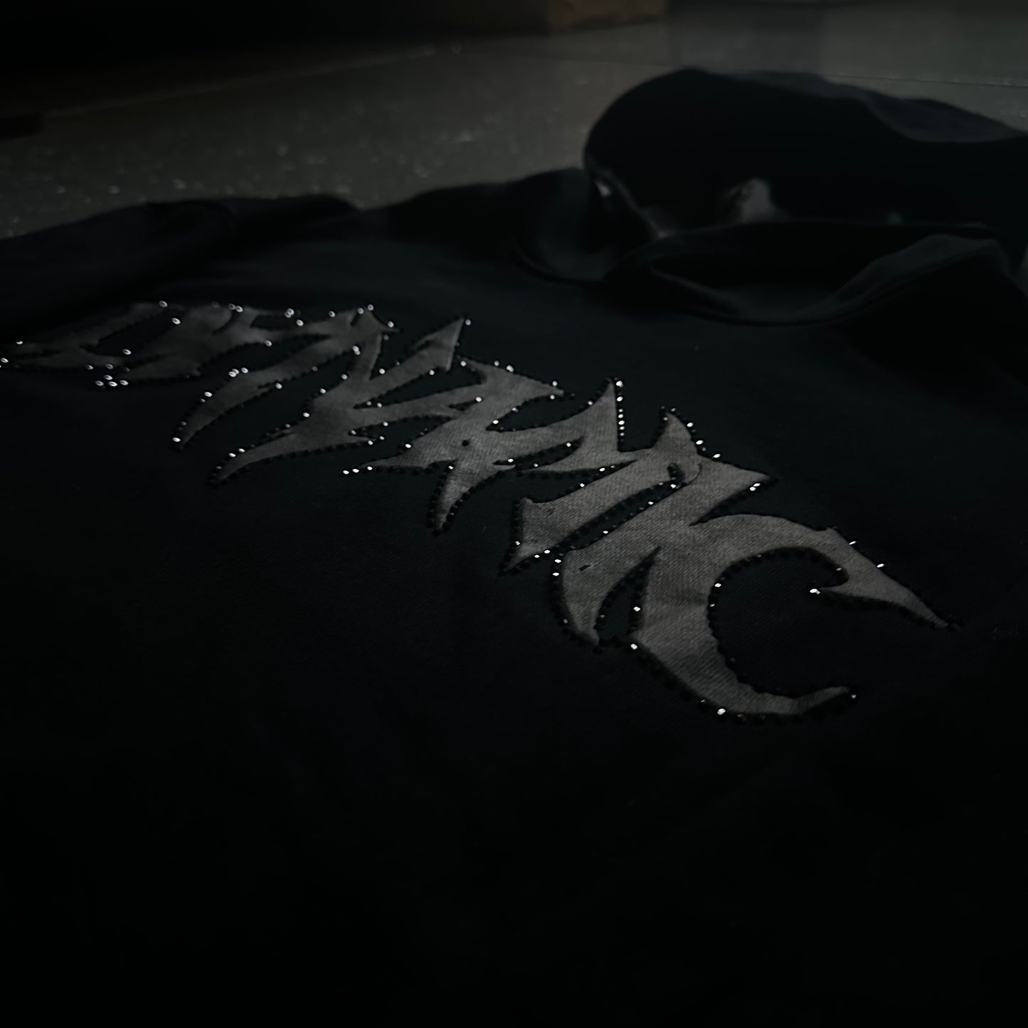 BLACK 00DYNAMIC HOODIE