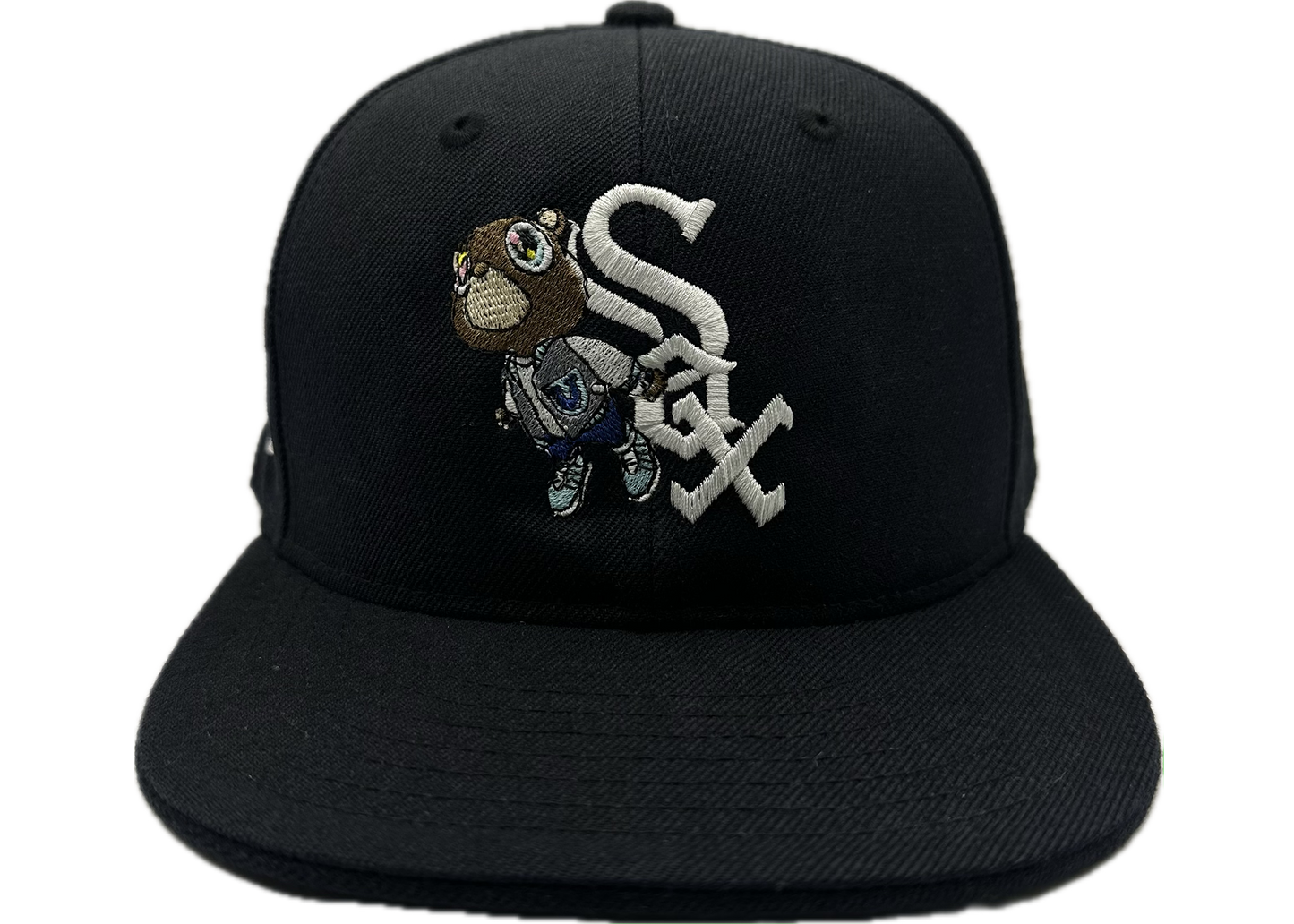 GRADUATION FITTED HAT